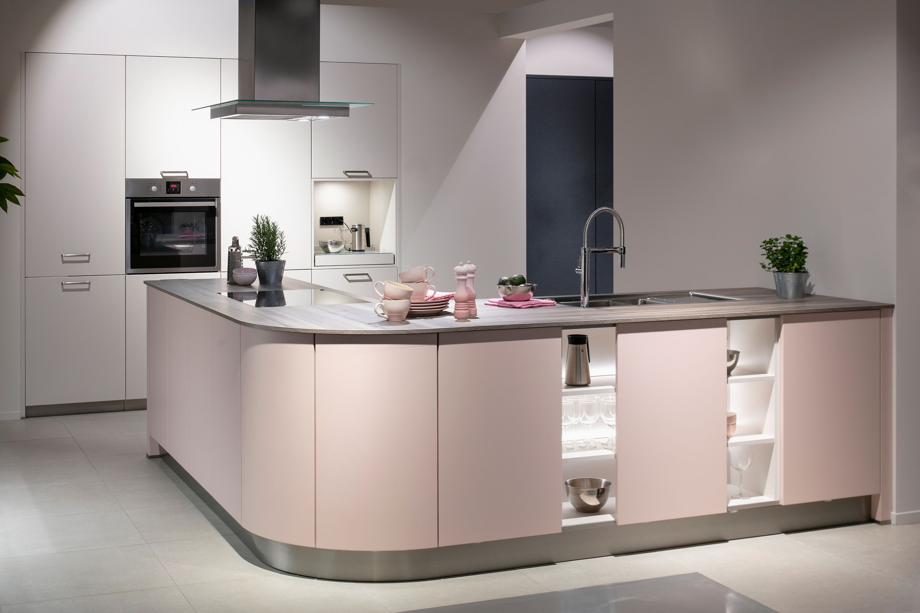 Schüller-Küche_rosa-muschelweiß_mit_runden_Ecken